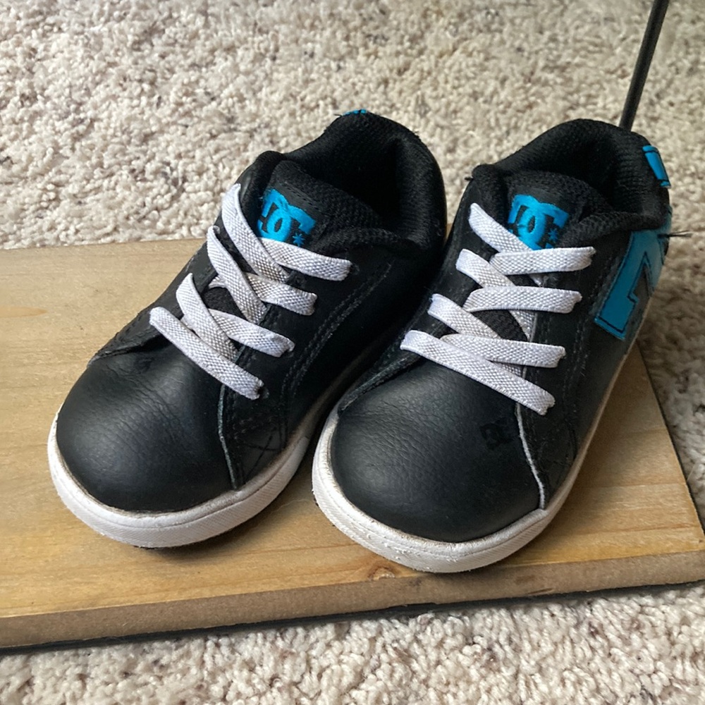 DC shoes toddler